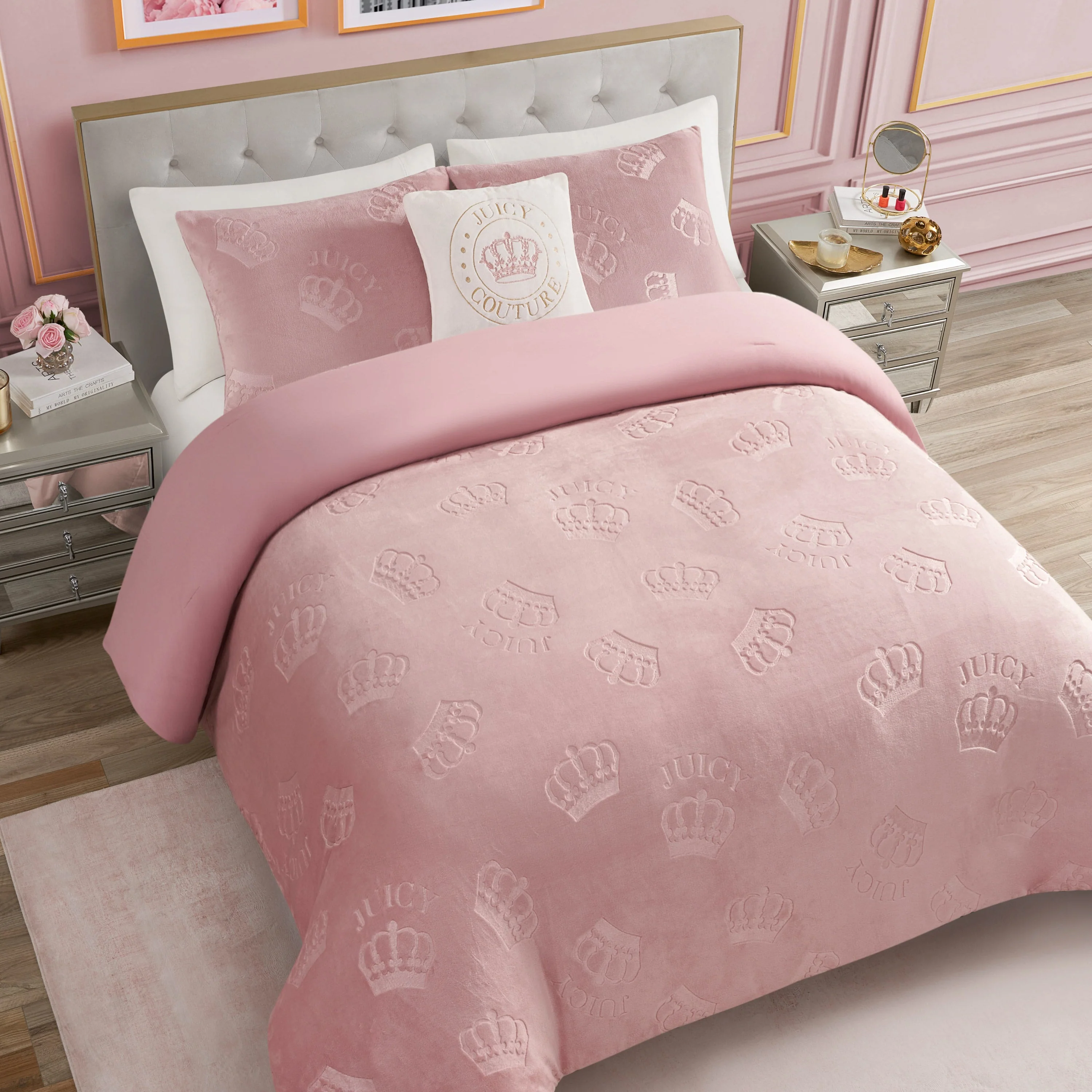 Embossed Plush Crown Comforter Set - Image 3
