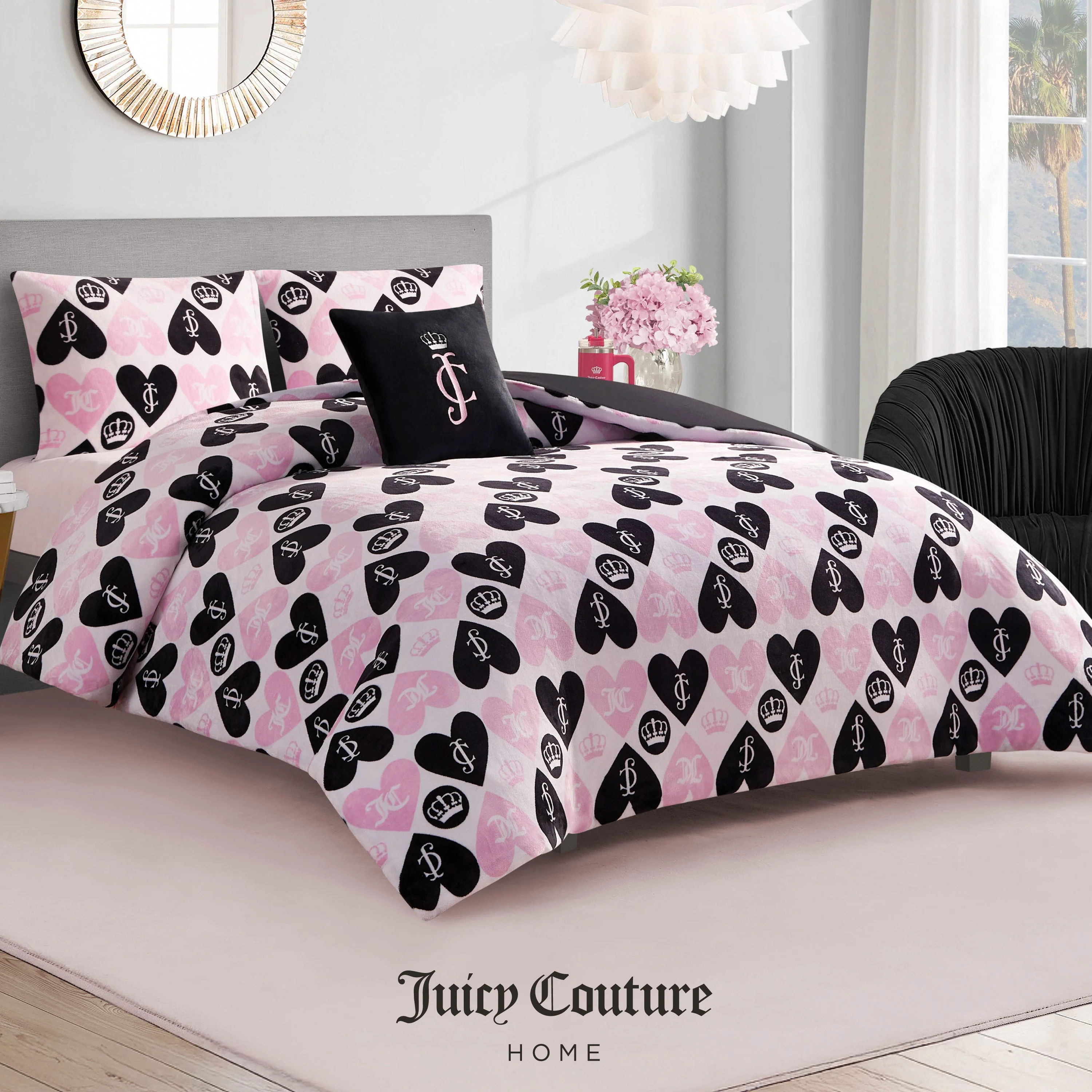 Plush Queen Heart Logo Reversible Comforter Set - Image 3